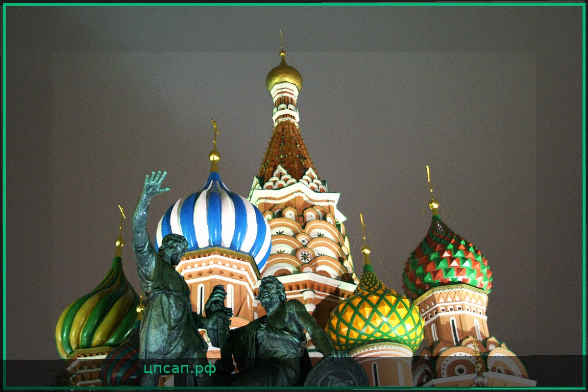 Пожар в храме Василия Блаженного в Москве